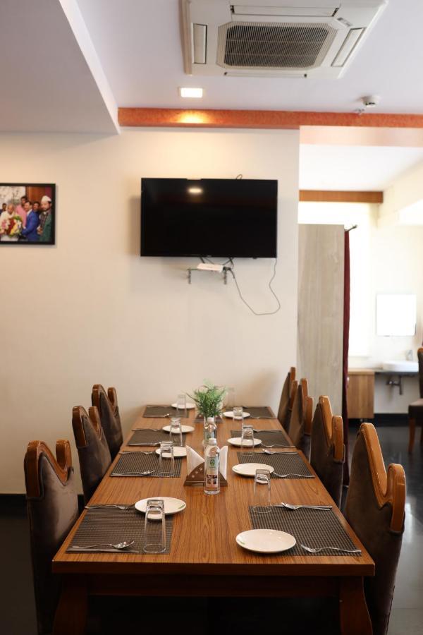 Npg Hotel Bangalore Just 10 Mins Drive From The Kempegowda International Airport Extérieur photo